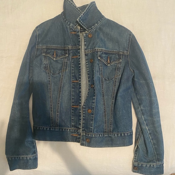 Classic GAP jean jacket - size S - Picture 3 of 9
